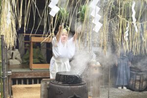 令和8年10月4日 栗御供祭並び秋季湯立祭